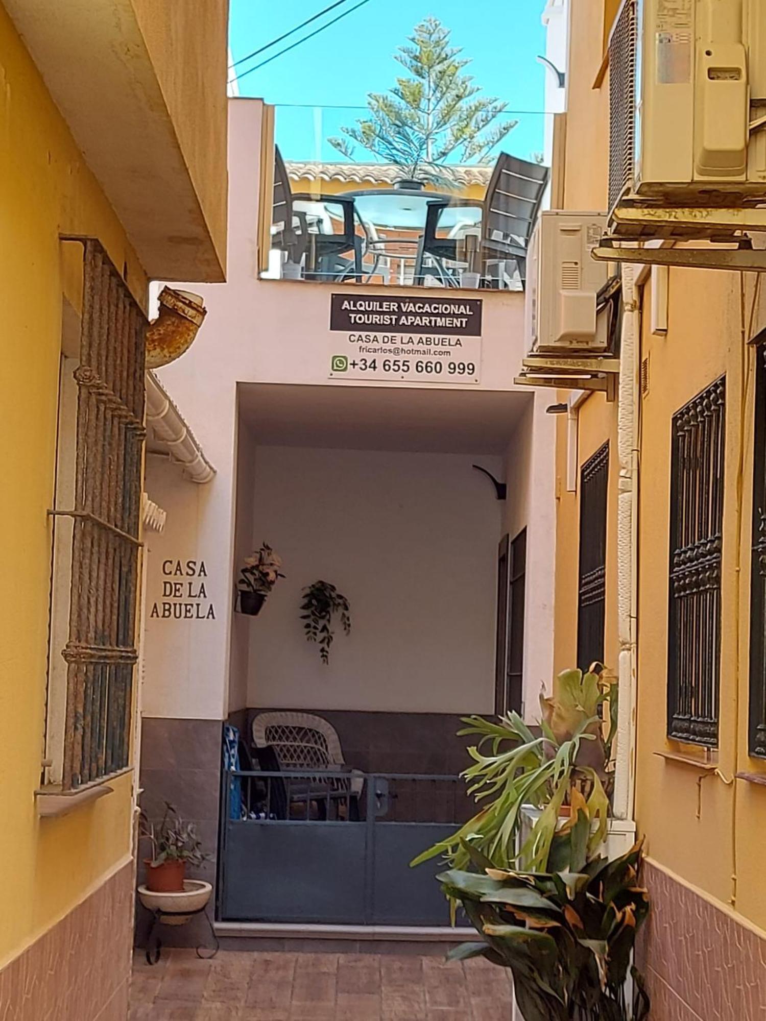 Casa De La Abuela Apartment Malaga Bagian luar foto